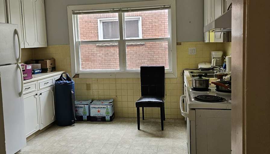 Joseph Sharon's room