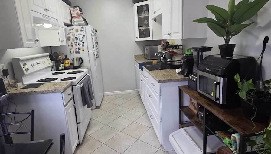 Ashton Batters's room