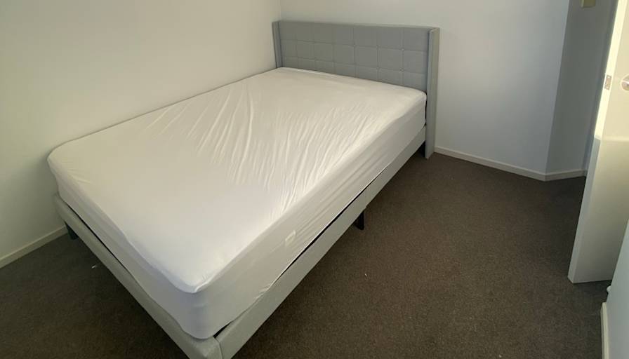 Photo of Emol's room