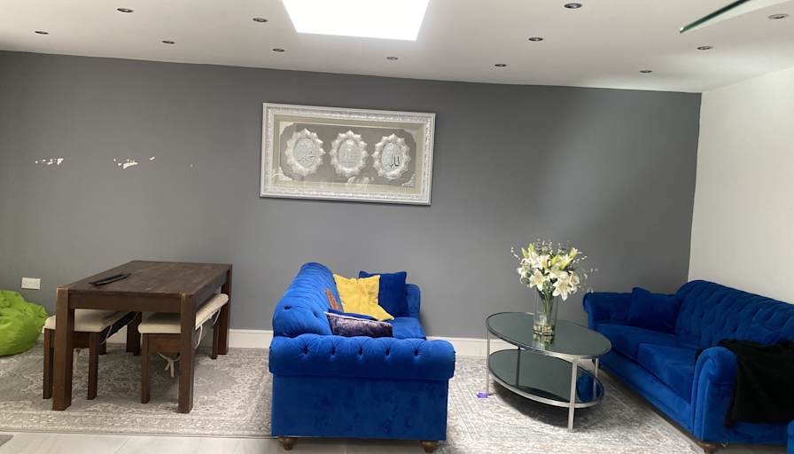 Private room to rent in share house Torbay Road,... Roomies.co.uk