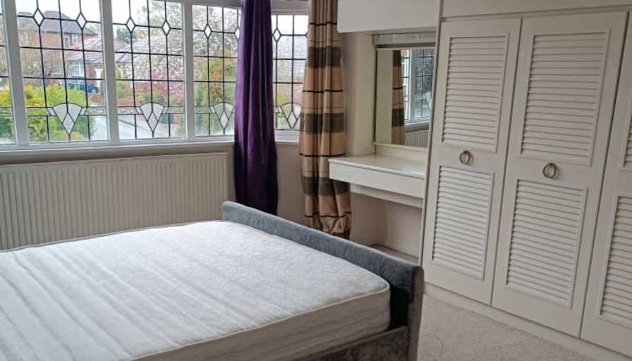 Photo of Isa Zakkaudin's room