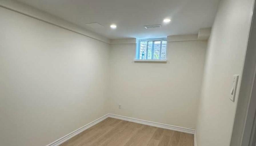 Nayereh Molaee's room