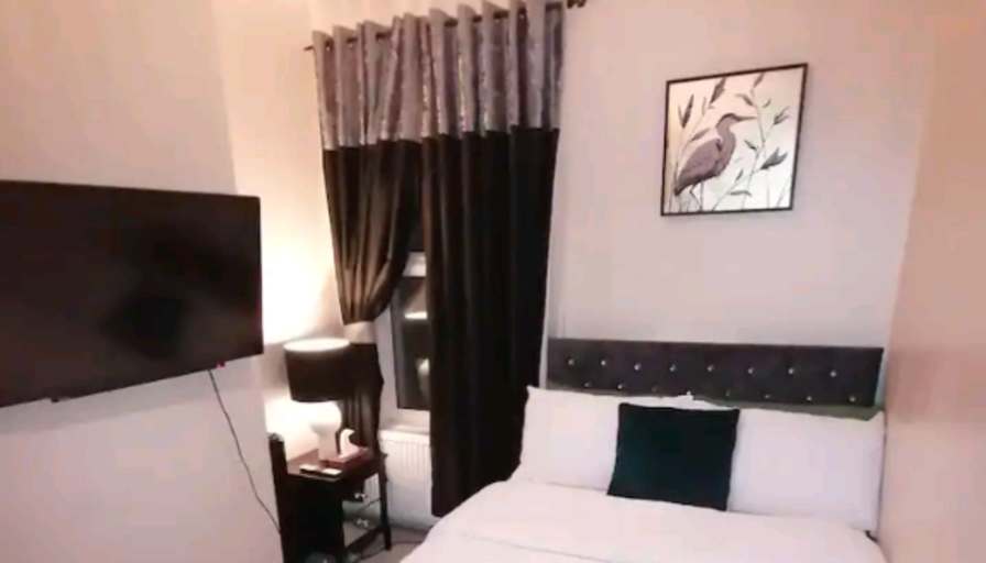 Photo of Nosa's room