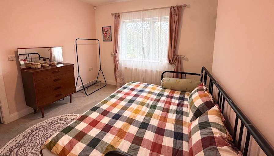 Photo of Lola's room