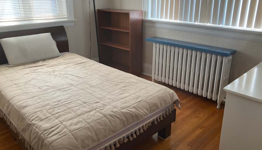 Photo of Jessie Glionna's room
