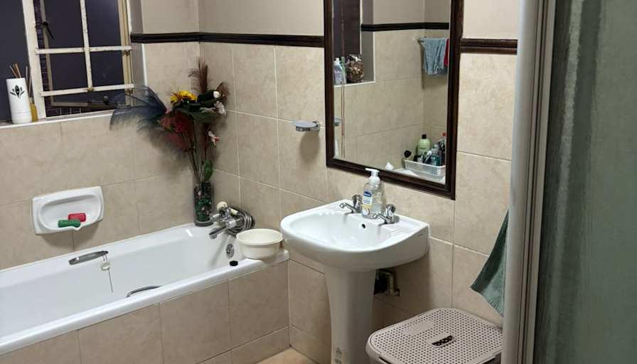 Photo of Mahlaku's room