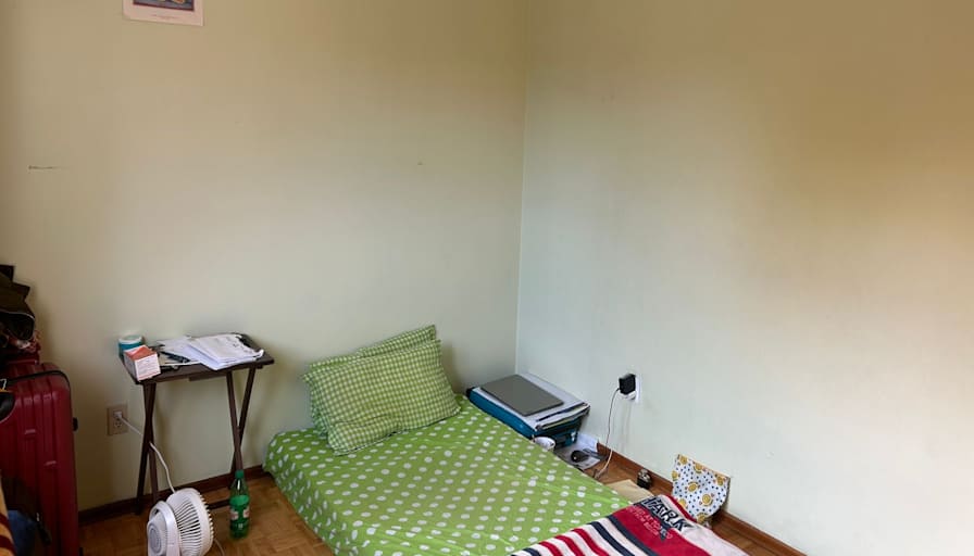 Tajinder kaur's room