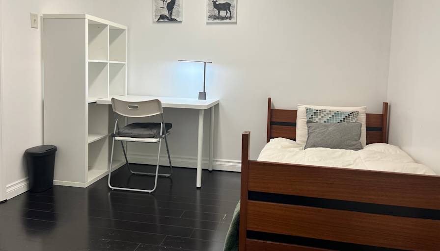 Photo of Jeong's room