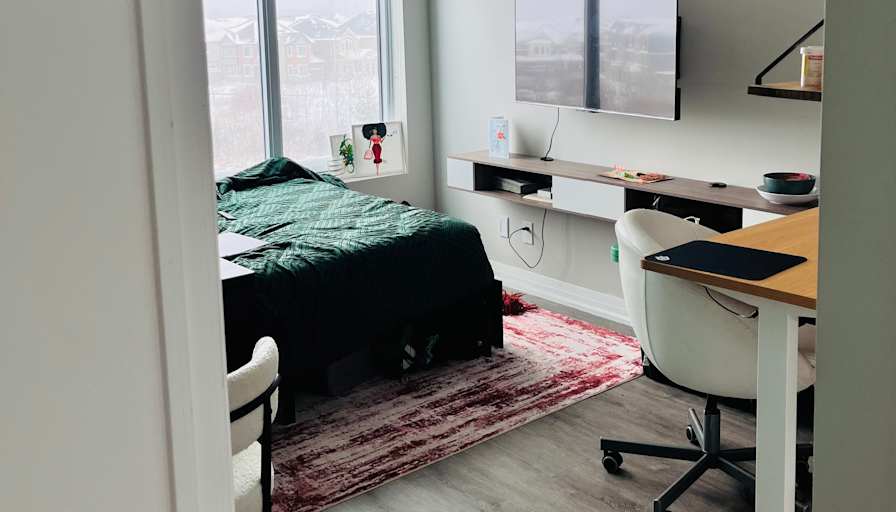 Aminchap Ricadela's room