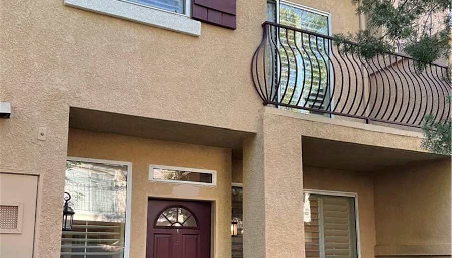 Private room to rent in share house Anaheim, Califo...