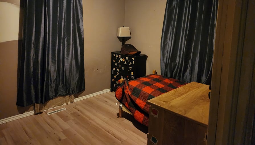 Photo of Scott's room