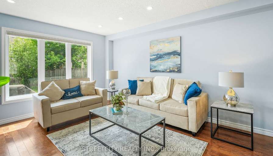 Vidhyarranyan's room