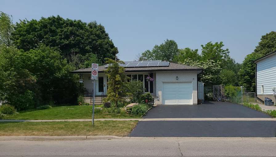 Richard Schroder's room