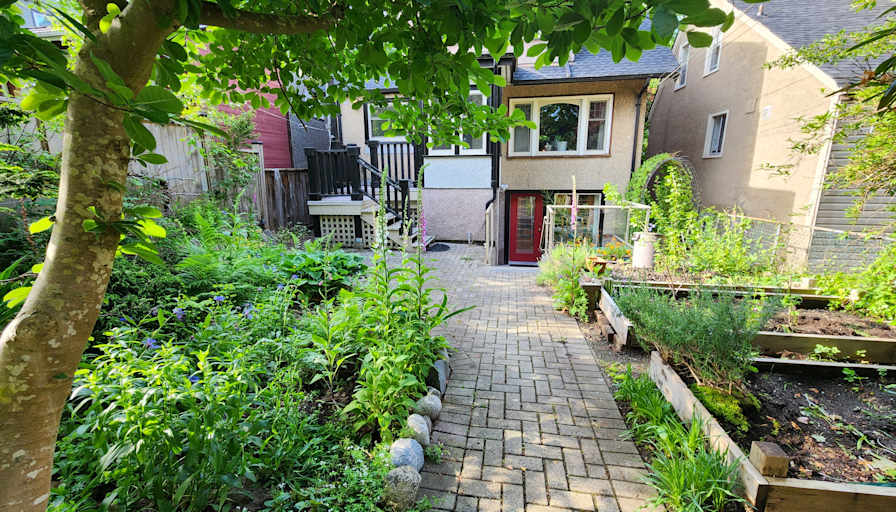 Photo of Bronwyn's room