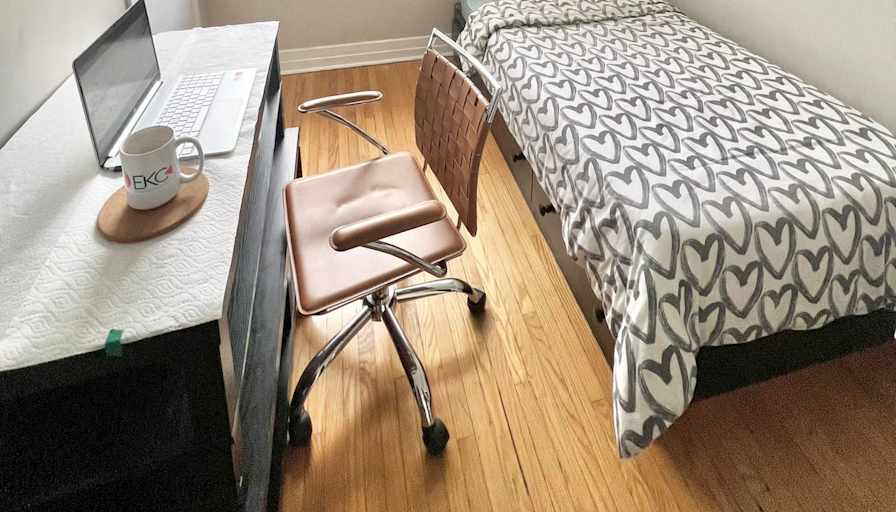 EKC Homestay Toronto's room