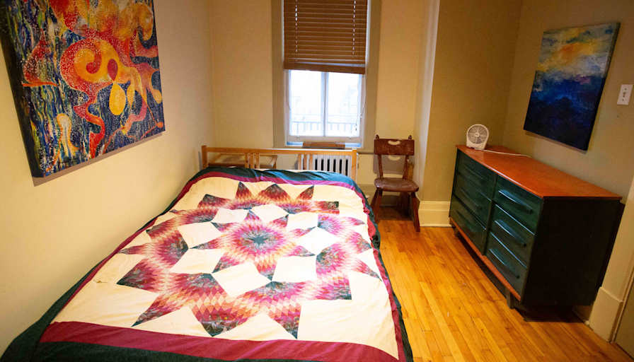 Clémence Boucher's room