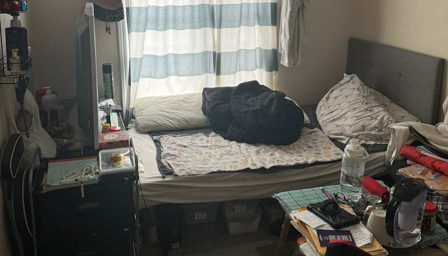 Olaseni Bokini's room