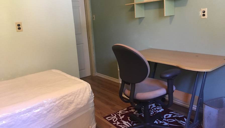 Peter Tudisco's room