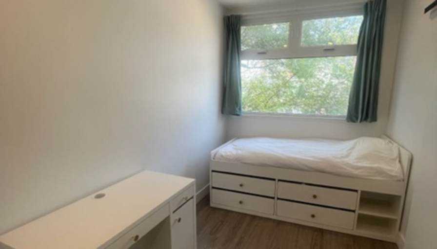 Photo of Oliver's room