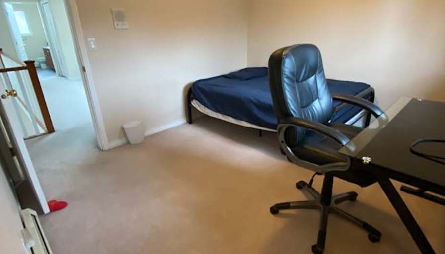 Photo of Jeyadevi Kugathasan's room