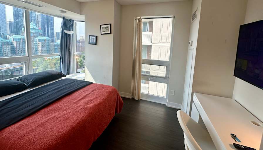 Harrington Toronto's room