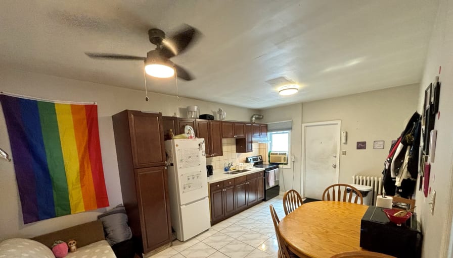 Photo of Sarah St's room