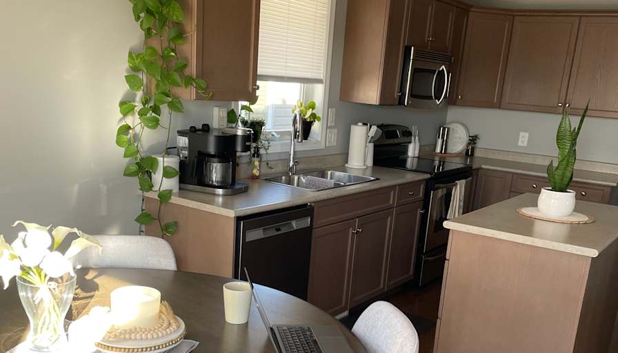 Desirae Johnson's room