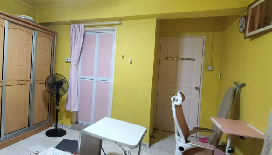 Photo of Senil's room