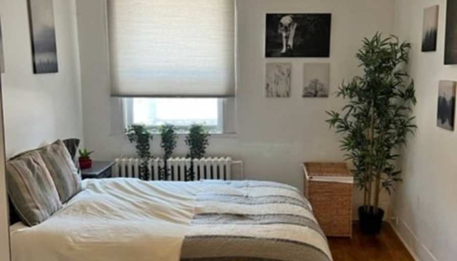 Photo of June's room