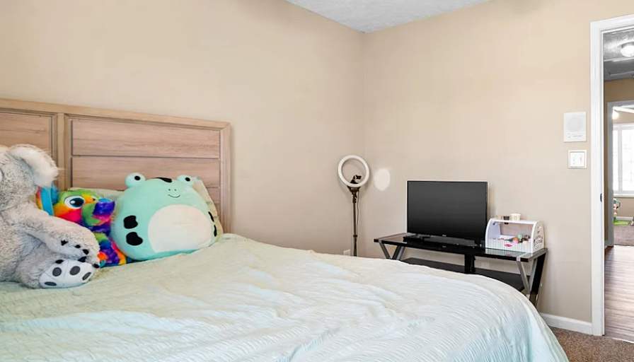 Private room to rent in share house Clarksville, Te...