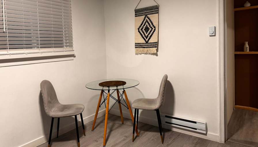 Hila Adilipour's room