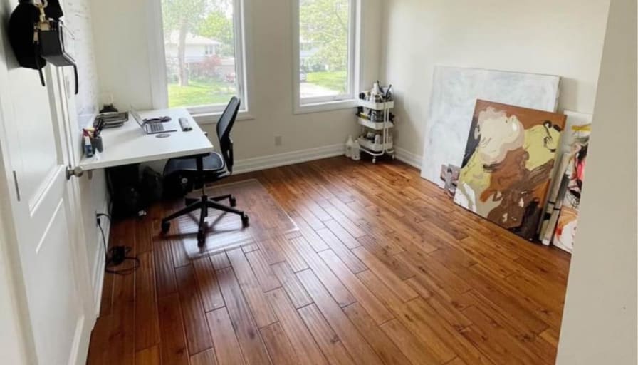 Alexis Mcfarland's room