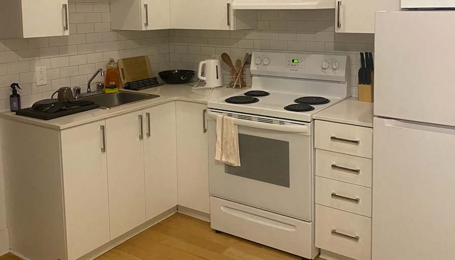 Damace Bokosso's room