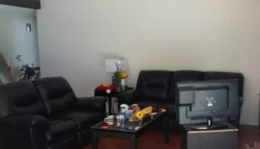 Photo of Azadeh 's room