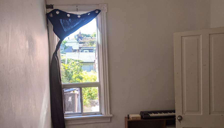 Run Down House's room