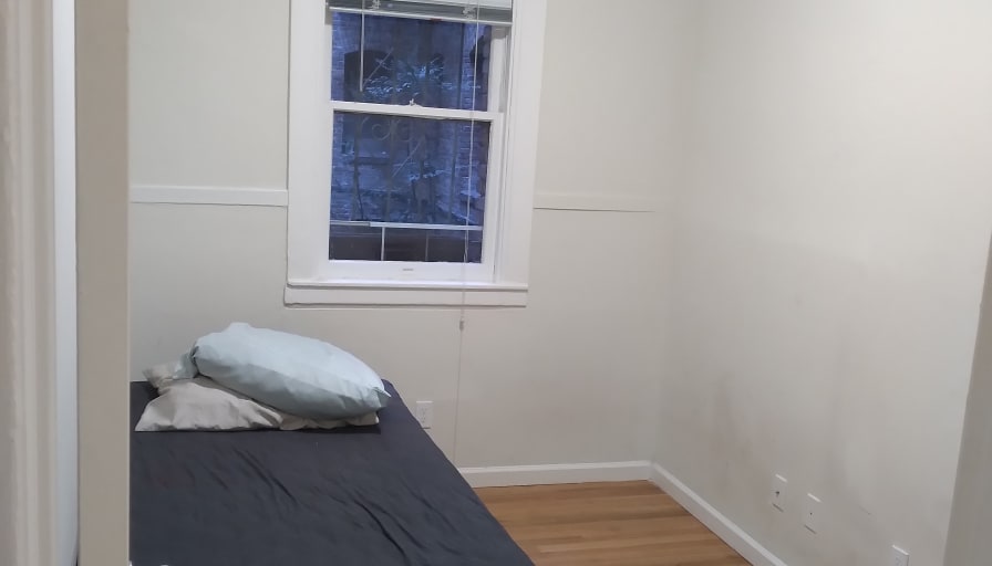Photo of Jeffrey's room