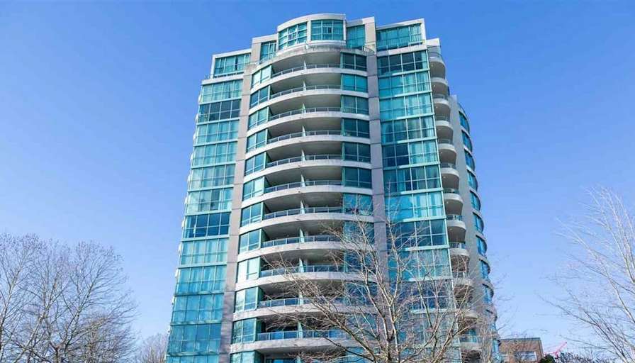 Marco, Pak Hei's room