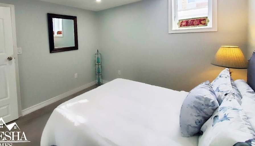 Khurshid Iqbal's room