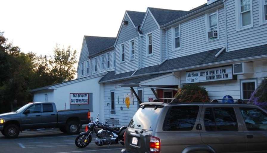 Private room to rent in share house Upper Greenwood...