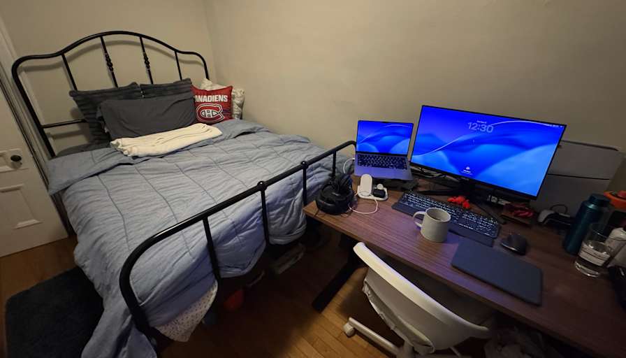 Photo of Ethan Thomas's room