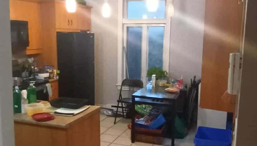 William Lauzon's room