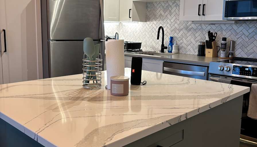 almira gafoor's room