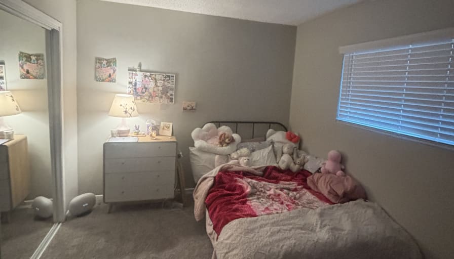 Photo of Roselyn's room