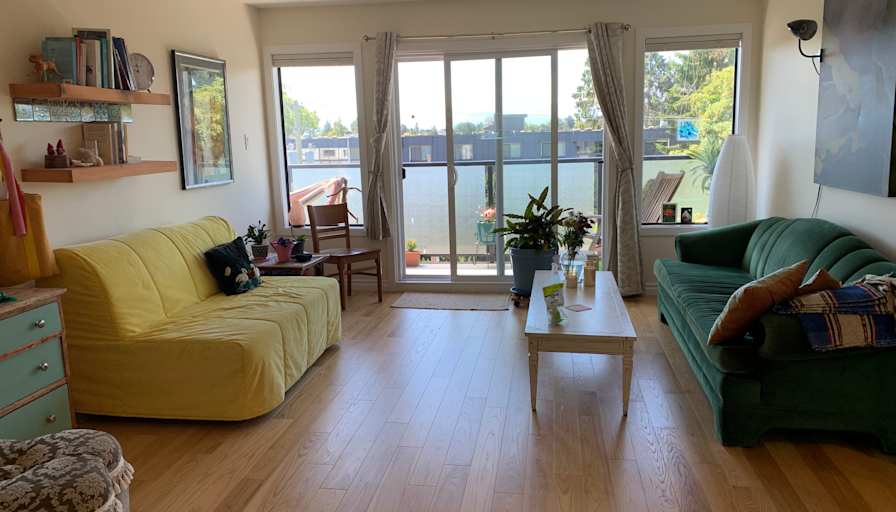 Photo of Dominique's room