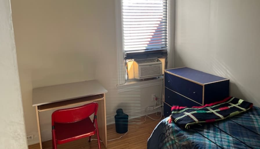 Stephen Harris's room