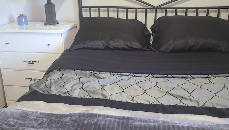 Lloyd R Clarke's room