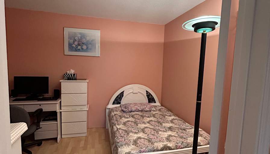 Photo of Wong's room
