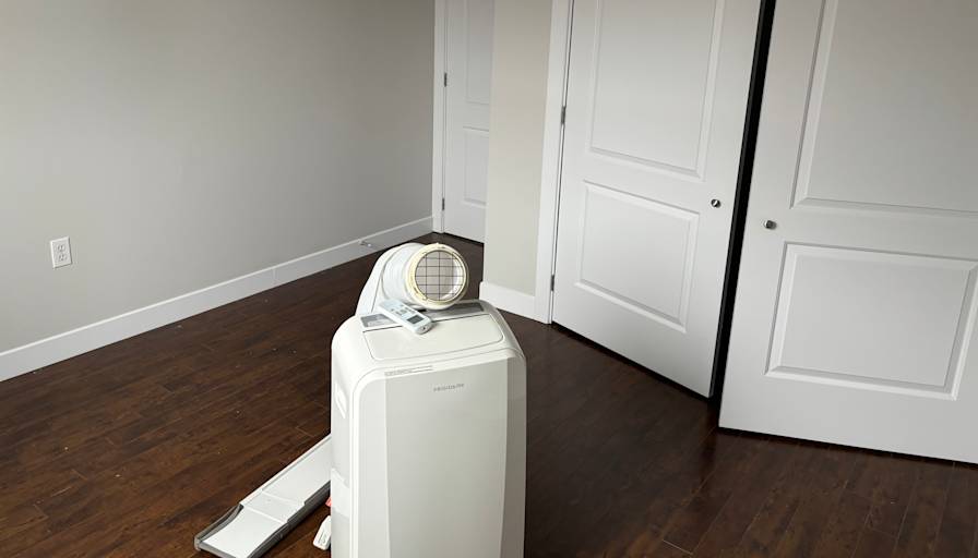 Nathen Boisjoli's room