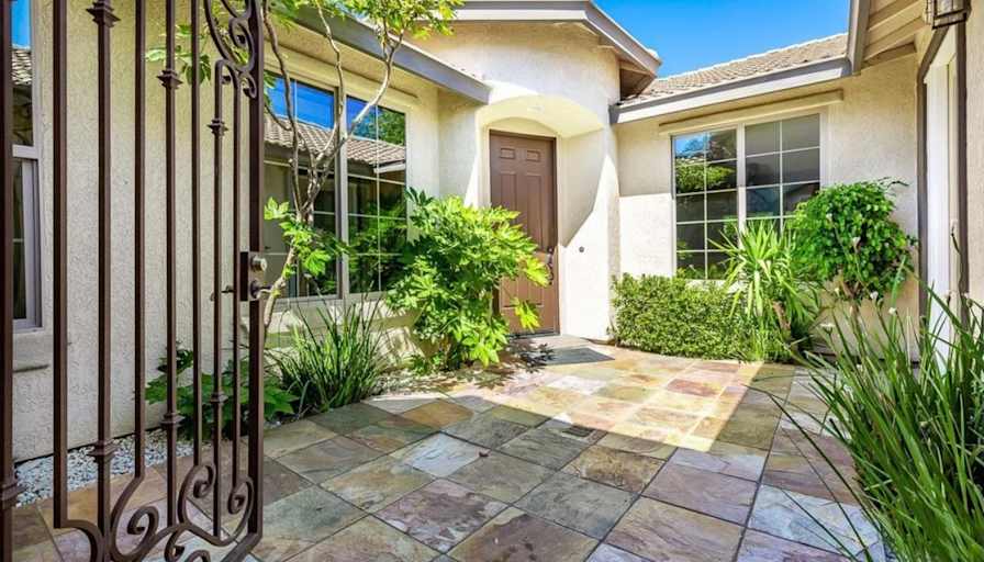 Private room to rent in share house El Dorado Hills...