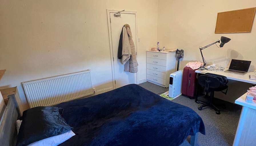 Photo of N Khan's room